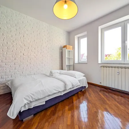 Rynek Old Town By Bookinghost * Wrocław