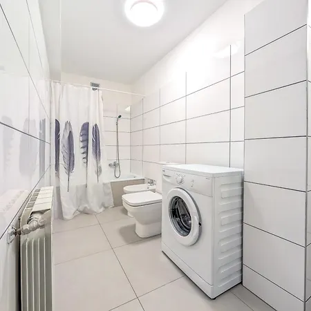 Rynek Old Town By Bookinghost