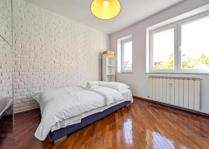 Rynek Old Town By Bookinghost * Wrocław